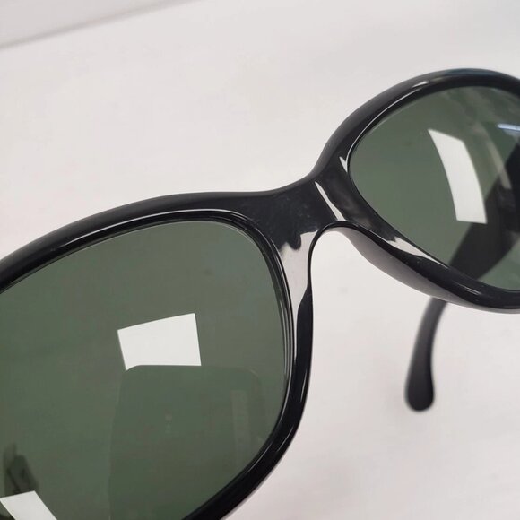 (61321-2) RayBan RB4101 Sunglasses - Picture 9 of 10
